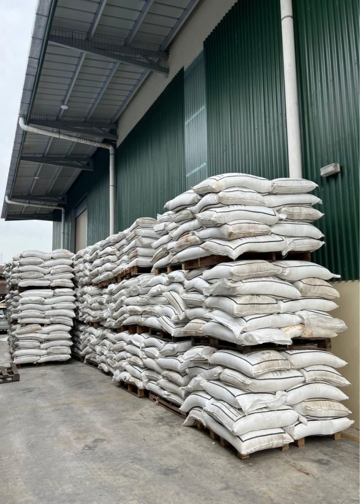 B130dd04 08e1 4061 924a f9efccae6346